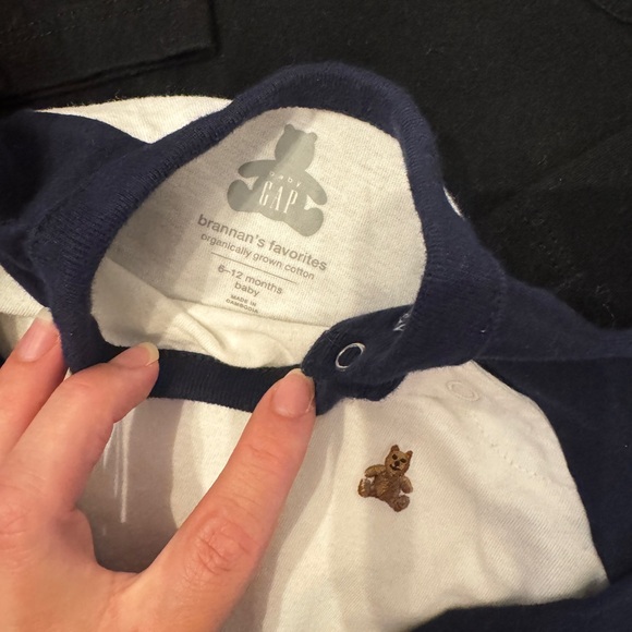 6-12 Baby Gap bundle - Picture 2 of 3